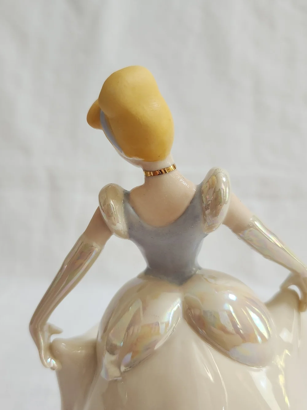 Lenox Disney Showcase Enchanted Dream Cinderella Figurine